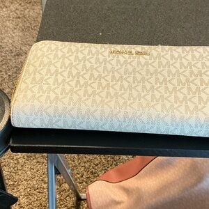 Michael Kors Beige Logo Wallet